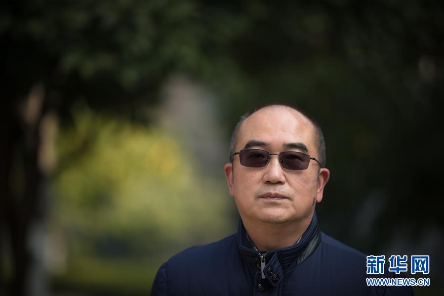 （新華全媒頭條&middot;聚焦疫情防控&middot;圖文互動）（4）拼漸凍生命 與疫魔競速&mdash;&mdash;記疫情&ldquo;風暴眼&rdquo;中武漢金銀潭醫(yī)院院長張定宇