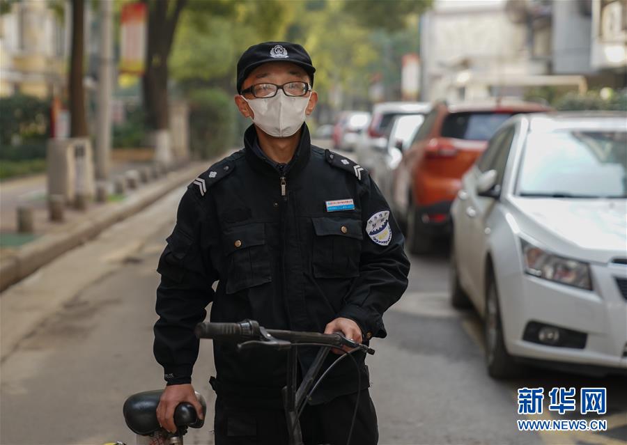 （新華全媒頭條）（5）非常&ldquo;10+1&rdquo;&mdash;&mdash;武漢春節(jié)假期延長第一天掃描