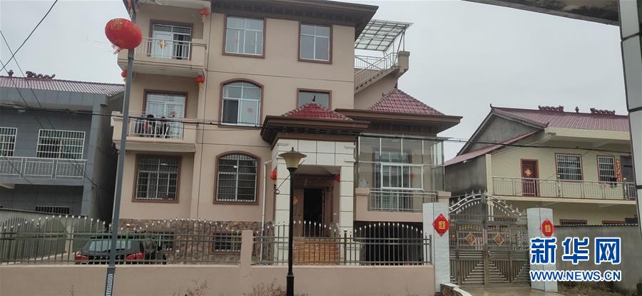 （聚焦疫情防控&middot;圖文互動(dòng)）（1）從武漢返鄉(xiāng)的一家人：&ldquo;鄰里情割不斷，自行隔離是義務(wù)&rdquo;