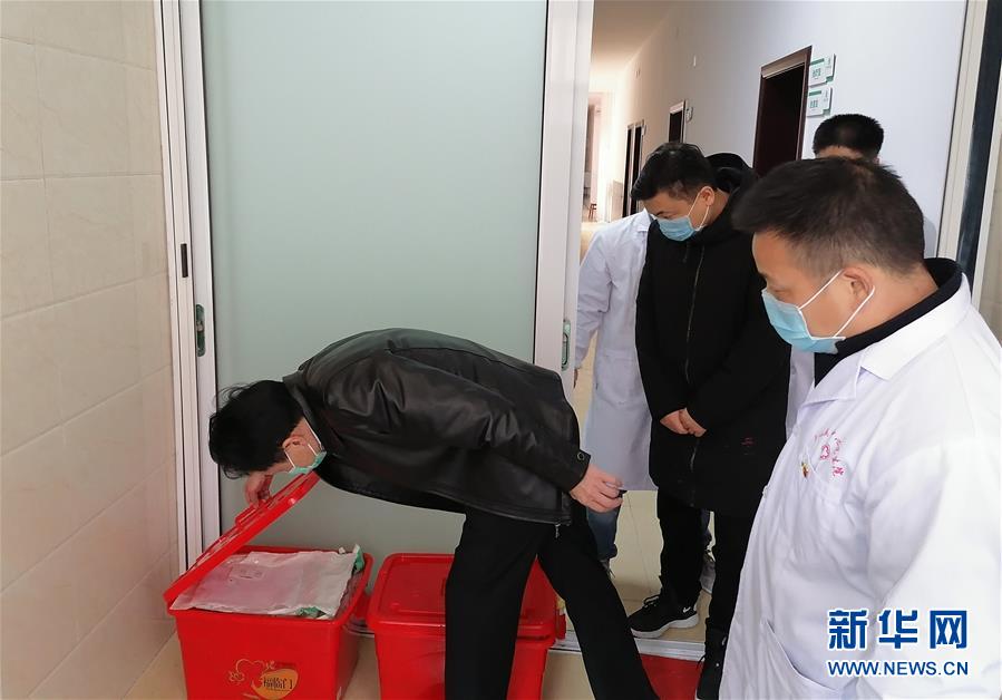 (聚焦疫情防控·圖文互動)(1)戰(zhàn)“疫”局長倒下前的最后一班崗