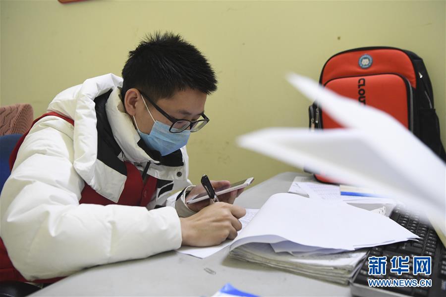 （聚焦疫情防控&middot;圖文互動(dòng)）（6）&ldquo;排查越嚴(yán)密，群眾越安心&rdquo;&mdash;&mdash;重慶日均組織40多萬人有序排查疫情