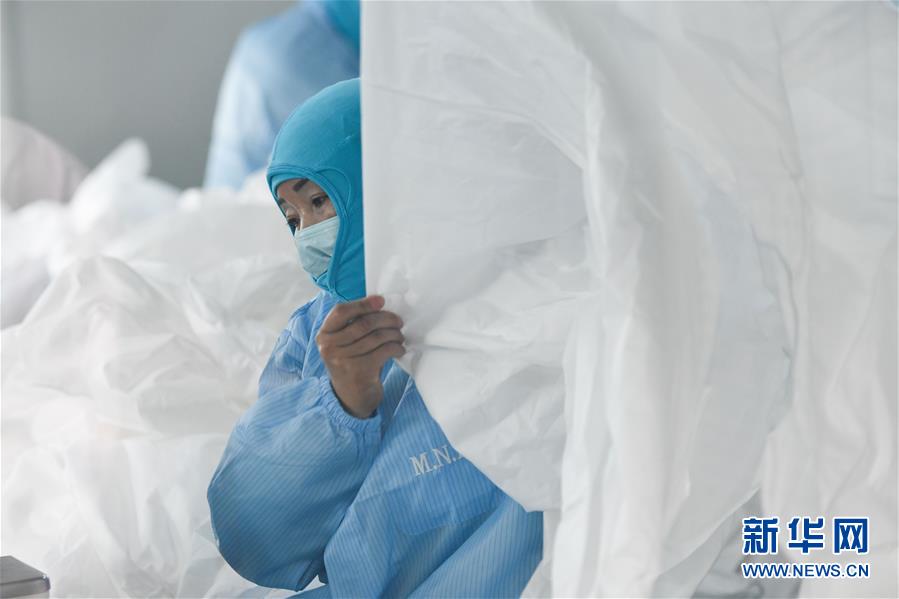 （在習(xí)近平新時(shí)代中國(guó)特色社會(huì)主義思想指引下&mdash;&mdash;新時(shí)代新作為新篇章&middot;習(xí)近平總書記關(guān)切事&middot;圖文互動(dòng)）（1）打好防控&ldquo;主動(dòng)仗&rdquo;&mdash;&mdash;各地精準(zhǔn)施策堅(jiān)決遏制疫情蔓延