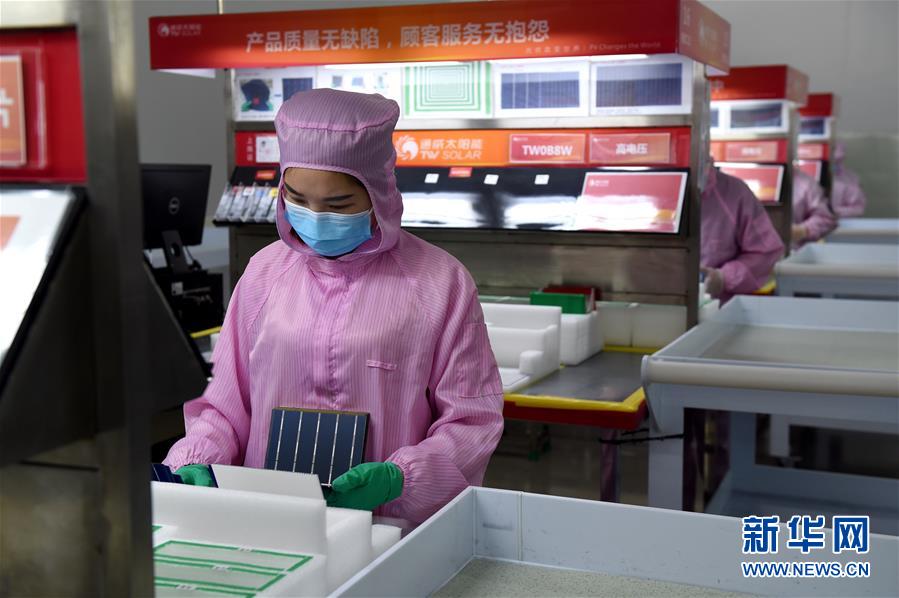 （在習(xí)近平新時(shí)代中國(guó)特色社會(huì)主義思想指引下&mdash;&mdash;新時(shí)代新作為新篇章&middot;習(xí)近平總書記關(guān)切事&middot;圖文互動(dòng)）（6）打好防控&ldquo;主動(dòng)仗&rdquo;&mdash;&mdash;各地精準(zhǔn)施策堅(jiān)決遏制疫情蔓延