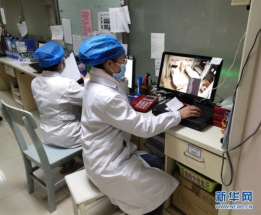 （一線抗疫群英譜&middot;圖文互動）（1）戰(zhàn)&ldquo;疫&rdquo;一家人