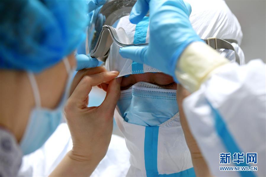 （新華全媒頭條&middot;圖文互動）（10）&ldquo;與國家同舟，與人民共濟&rdquo;&mdash;&mdash;新冠肺炎重癥救治同濟醫(yī)院戰(zhàn)&ldquo;疫&rdquo;直擊