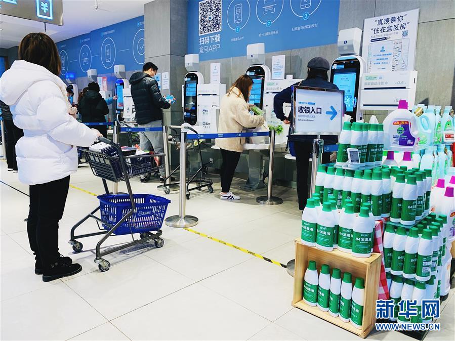 （圖文互動(dòng)）（2）吃粉擼串，商圈&ldquo;打卡&rdquo;，動(dòng)車出廠&mdash;&mdash;湖南&ldquo;標(biāo)簽&rdquo;復(fù)蘇記