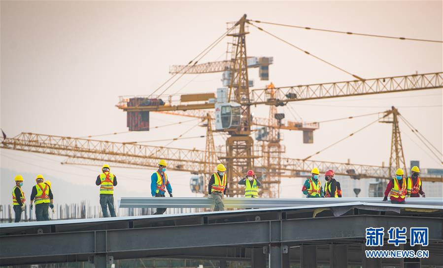 （新華全媒頭條&middot;圖文互動(dòng)）（2）將戰(zhàn)&ldquo;疫&rdquo;進(jìn)行到底！&mdash;&mdash;寫在武漢疫情防控的關(guān)鍵階段