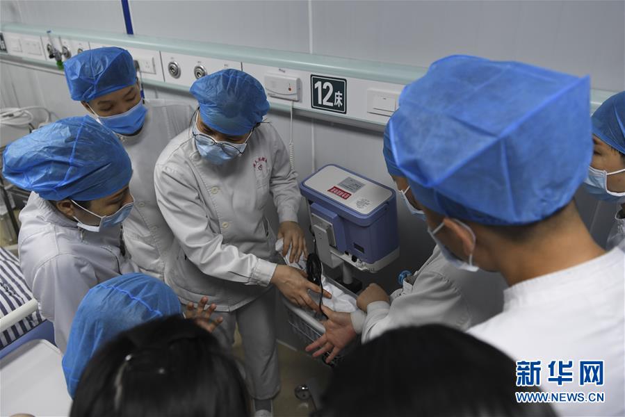 （圖文互動(dòng)）（1）&ldquo;你們逆行，我們護(hù)航&rdquo;&mdash;&mdash;廣西關(guān)愛一線醫(yī)務(wù)工作者見聞 