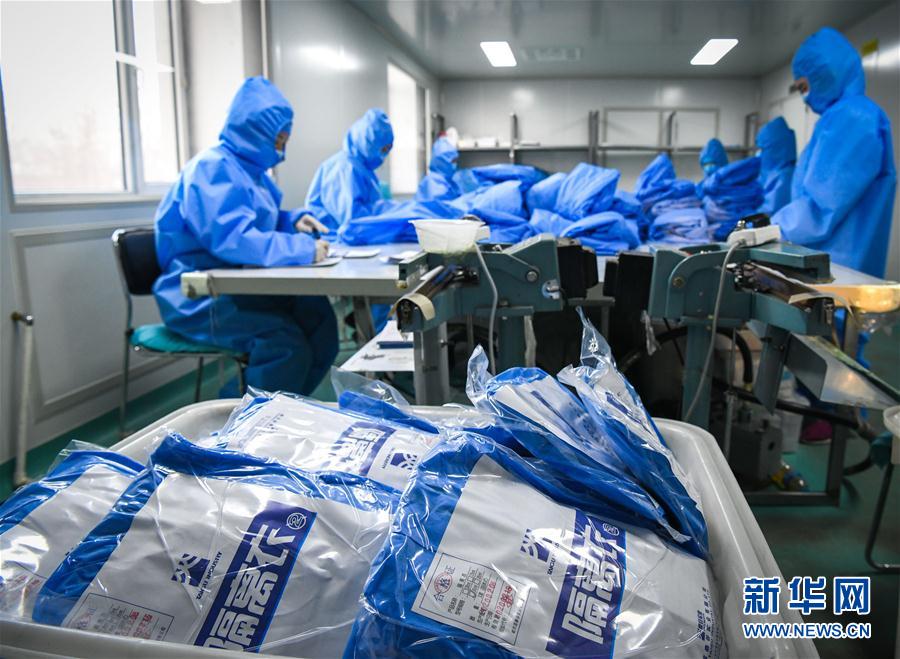 （在習(xí)近平新時代中國特色社會主義思想指引下&mdash;&mdash;新時代新作為新篇章&middot;習(xí)近平總書記關(guān)切事&middot;圖文互動）（3）不放松！&mdash;&mdash;各地努力抓緊抓實抓細疫情防控