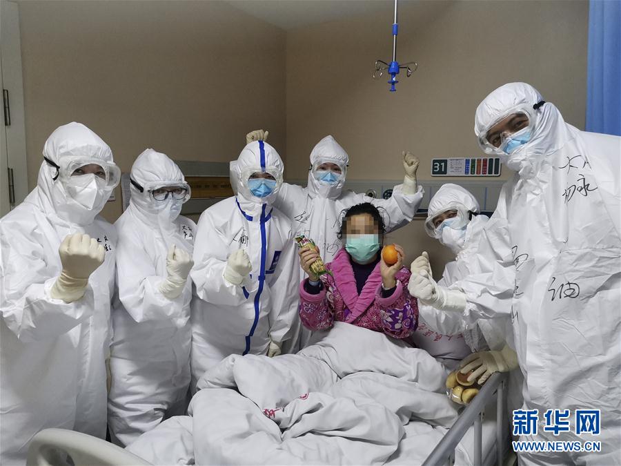 （在習(xí)近平新時代中國特色社會主義思想指引下&mdash;&mdash;新時代新作為新篇章&middot;習(xí)近平總書記關(guān)切事&middot;圖文互動）（10）不放松！&mdash;&mdash;各地努力抓緊抓實抓細疫情防控