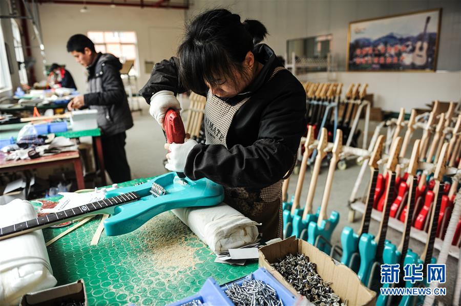 （新華全媒頭條&middot;圖文互動）（10）書寫新的轉(zhuǎn)折&mdash;&mdash;寫在革命老區(qū)遵義全面脫貧之際