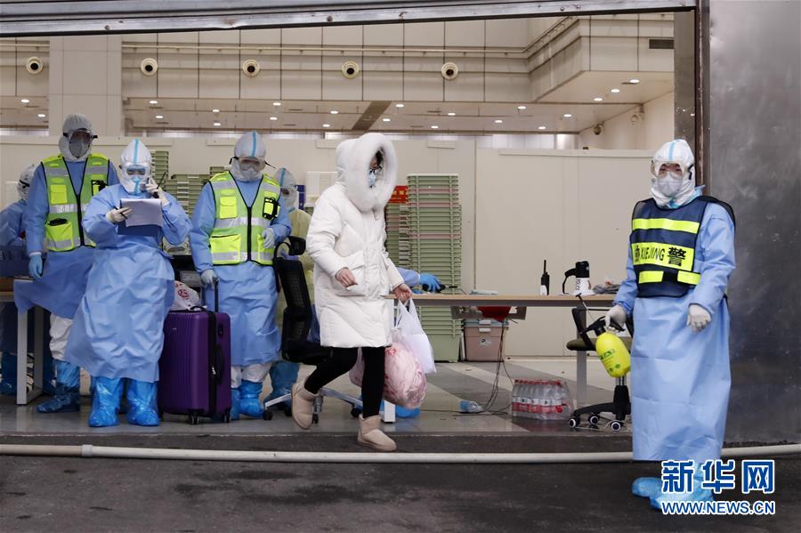 (聚焦疫情防控)(1)武漢累計收治人數(shù)最多的方艙醫(yī)院正式休艙