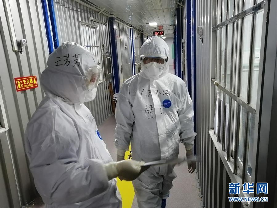 （一線抗疫群英譜&middot;圖文互動）（2）重癥醫(yī)生熊濱：守住生命的最后關(guān)口 