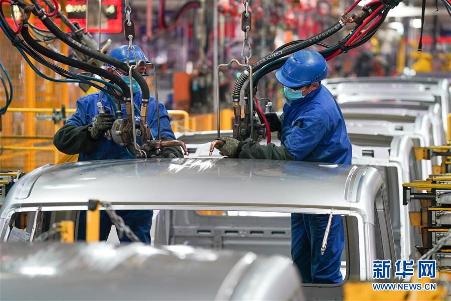 （在習(xí)近平新時(shí)代中國(guó)特色社會(huì)主義思想指引下&mdash;&mdash;新時(shí)代新作為新篇章&middot;習(xí)近平總書(shū)記關(guān)切事&middot;圖文互動(dòng)）（16）精準(zhǔn)發(fā)力抓統(tǒng)籌&mdash;&mdash;各地落實(shí)&ldquo;分區(qū)分級(jí)&rdquo;有序恢復(fù)生產(chǎn)生活