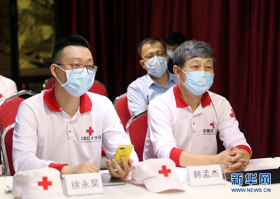 (國際疫情·圖文互動)(7)通訊:經(jīng)驗(yàn)豐富裝備精良 中國專家組在伊拉克助力抗疫