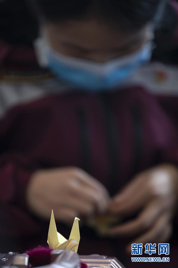 （新華全媒頭條&middot;圖文互動）（10）最美逆行者，武漢永遠記得你！&mdash;&mdash;首批援鄂醫(yī)療隊返程紀實