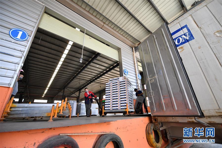 （聚焦復(fù)工復(fù)產(chǎn)&middot;圖文互動）（4）記者手記：戰(zhàn)&ldquo;疫&rdquo;中增長，這些企業(yè)做對了什么？