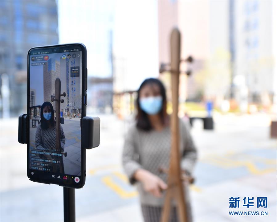 （聚焦復(fù)工復(fù)產(chǎn)&middot;圖文互動）（5）記者手記：戰(zhàn)&ldquo;疫&rdquo;中增長，這些企業(yè)做對了什么？