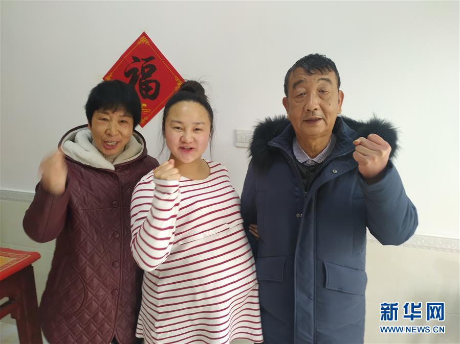 （一線抗疫群英譜&middot;圖文互動）（4）羅文浩：&ldquo;女兒，你的名字里有溫暖，有榮光！&rdquo;