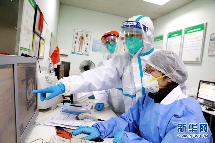 （新華全媒頭條&middot;習(xí)近平致敬的戰(zhàn)&ldquo;疫&rdquo;英雄&middot;武漢人民篇&middot;圖文互動）（6）壯哉，大武漢&mdash;&mdash;獻給英雄的武漢人民