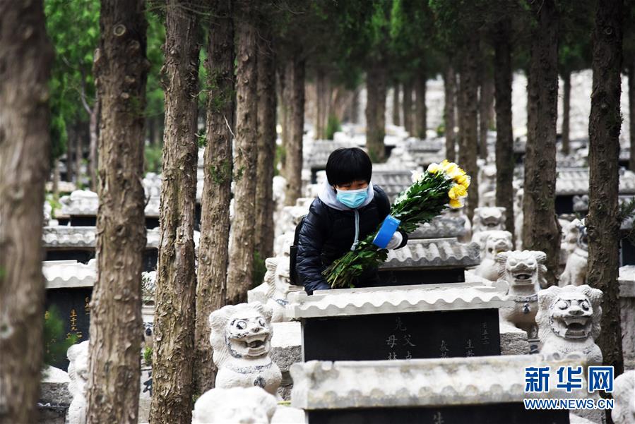 （社會）（1）清明代祭寄哀思