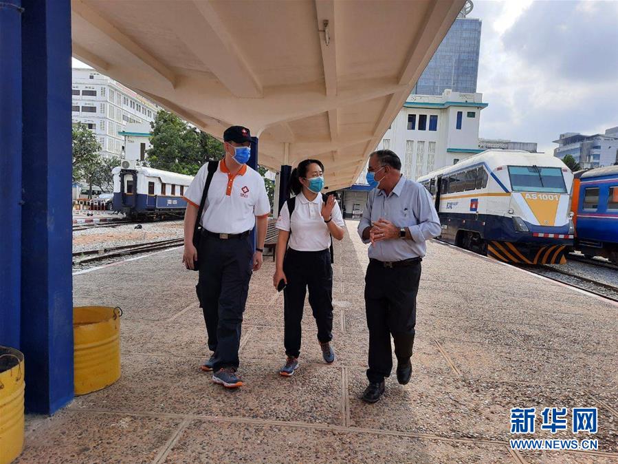 （國際疫情&middot;圖文互動）（8）&ldquo;工作忙碌又細致，經驗豐富又專業(yè)&rdquo;&mdash;&mdash;一名柬埔寨青年眼中的中國援柬抗疫醫(yī)療專家組