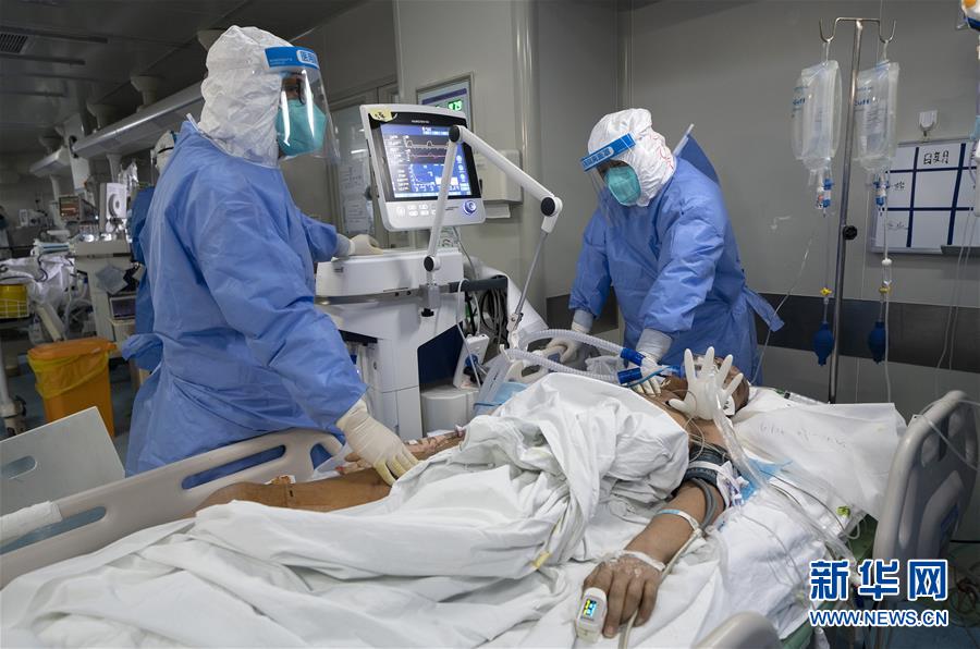 （新華全媒頭條&middot;圖文互動）（8）生命至上，人民至上&mdash;&mdash;武漢戰(zhàn)&ldquo;疫&rdquo;重癥患者救治工作紀(jì)實(shí)