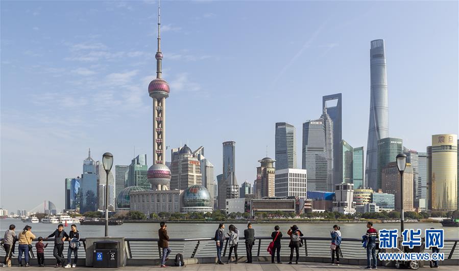 （新華全媒頭條&middot;圖文互動(dòng)）（2）三十而立從頭越&mdash;&mdash;以習(xí)近平同志為核心的黨中央關(guān)心浦東開(kāi)發(fā)開(kāi)放紀(jì)實(shí)