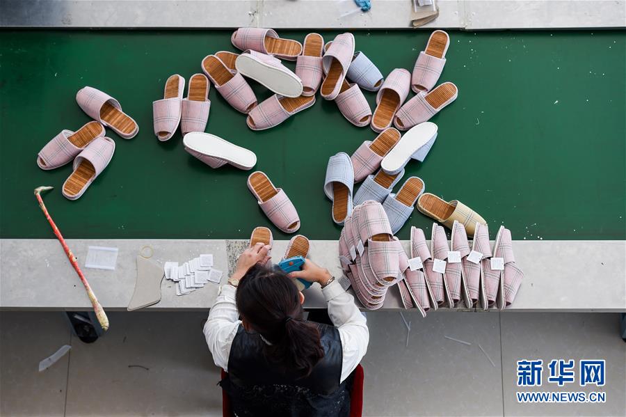 （新華全媒頭條&middot;圖文互動）（5）內(nèi)蒙古貧困旗縣全部&ldquo;摘帽&rdquo;