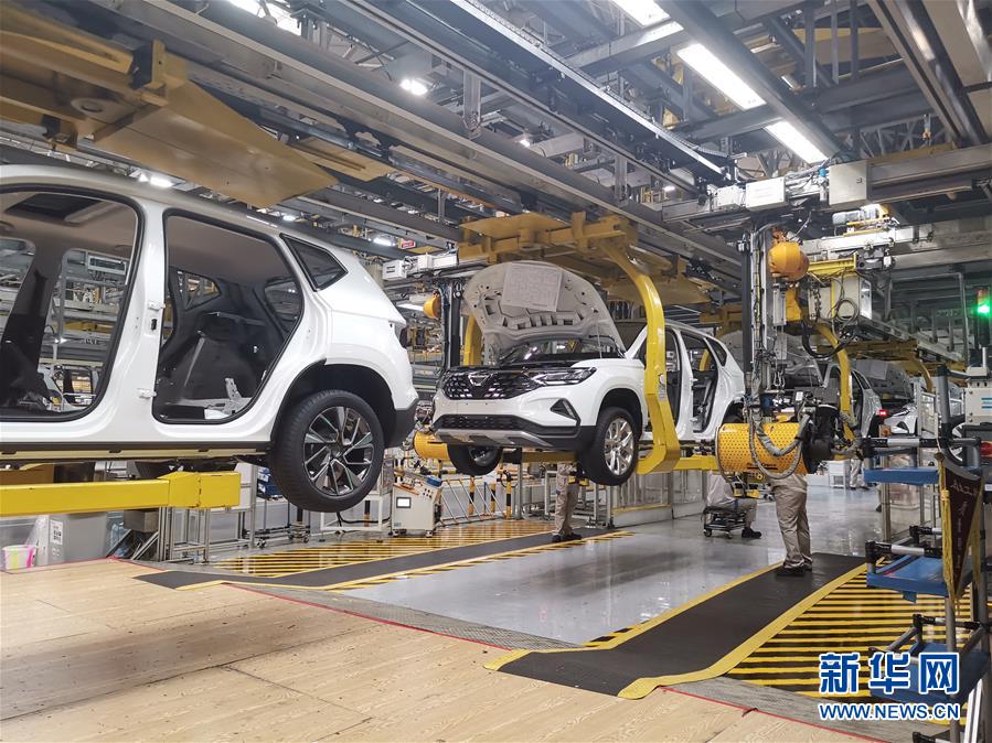 （在習(xí)近平新時(shí)代中國特色社會(huì)主義思想指引下&mdash;&mdash;新時(shí)代新作為新篇章&middot;習(xí)近平總書記關(guān)切事&middot;圖文互動(dòng)）（4）按下復(fù)工復(fù)產(chǎn)&ldquo;快進(jìn)鍵&rdquo;