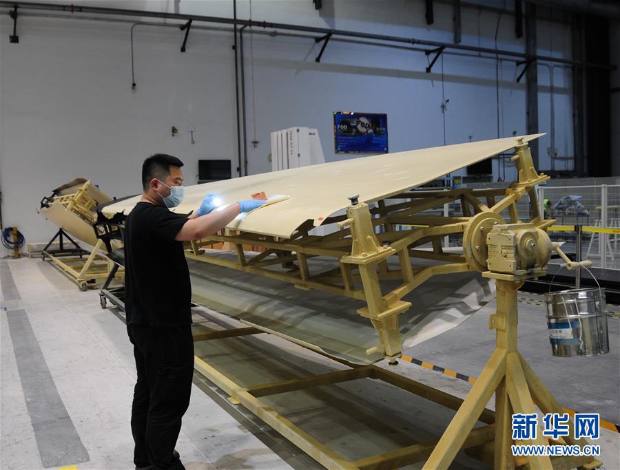 （在習(xí)近平新時(shí)代中國特色社會(huì)主義思想指引下&mdash;&mdash;新時(shí)代新作為新篇章&middot;習(xí)近平總書記關(guān)切事&middot;圖文互動(dòng)）（2）按下復(fù)工復(fù)產(chǎn)&ldquo;快進(jìn)鍵&rdquo;