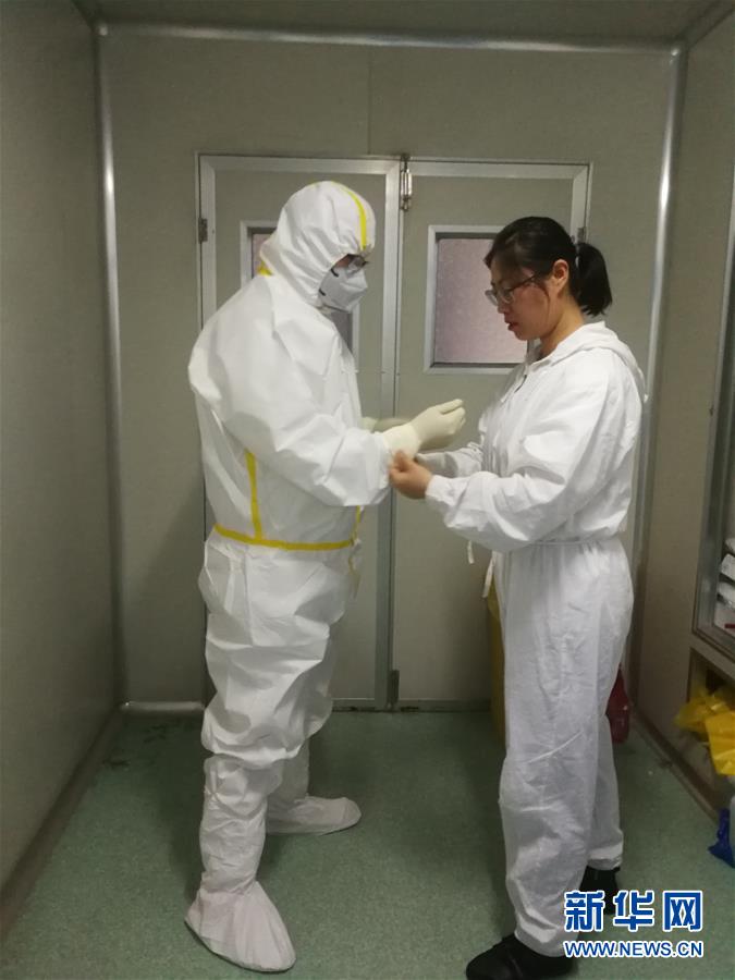 （一線抗疫群英譜&middot;圖文互動(dòng)）（4）山西檢測(cè)員伉儷：疫情不退，決不放松