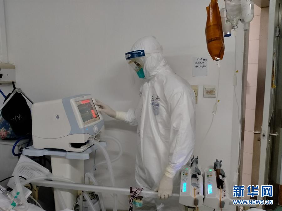 （在習(xí)近平新時(shí)代中國特色社會(huì)主義思想指引下&mdash;&mdash;新時(shí)代新作為新篇章&middot;習(xí)近平總書記關(guān)切事&middot;圖文互動(dòng)）（2）青春的顏色是什么？