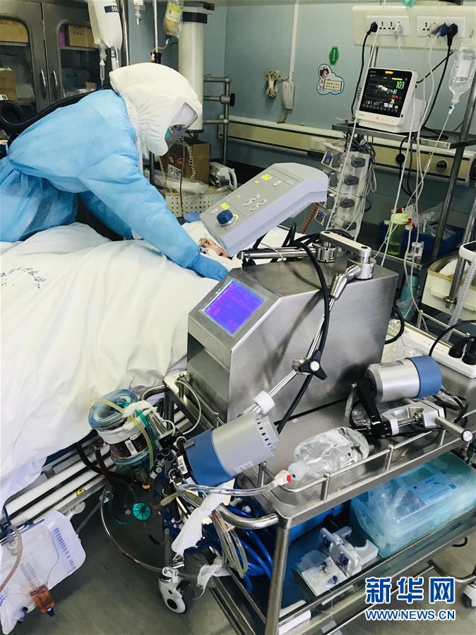 （新華全媒頭條&middot;圖文互動）（4）&ldquo;我看不見你的樣子，但我知道你是誰&rdquo;&mdash;&mdash;寫在國際護(hù)士節(jié)來臨之際