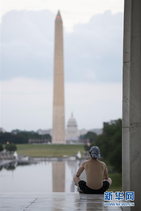 (國際疫情)(1)約翰斯·霍普金斯大學(xué):美國新冠確診病例累計超160萬例