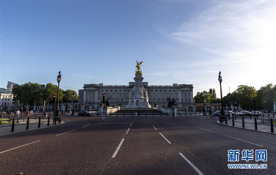 (國(guó)際疫情)(3)受疫情重創(chuàng) 英國(guó)經(jīng)濟(jì)經(jīng)歷“至暗時(shí)刻”