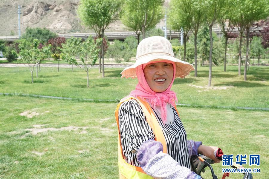 （決戰(zhàn)決勝脫貧攻堅(jiān)&middot;圖文互動(dòng)）（4）李三姐有了&ldquo;美&rdquo;差事