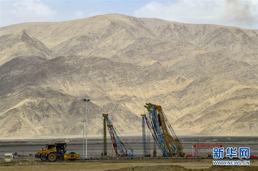 （新華全媒頭條&middot;圖文互動(dòng)）（4）飛吧，&ldquo;帕米爾雄鷹&rdquo;！