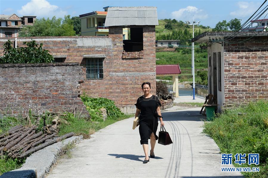 （圖文互動）（2）湘南深山，堅守扶貧一線的黨員之家