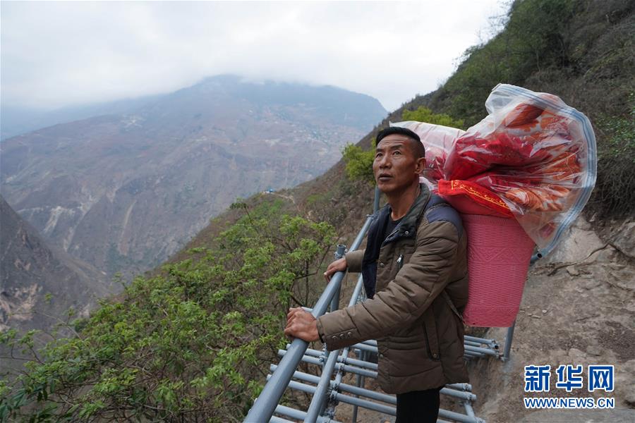 (新華全媒頭條·圖文互動)(3)砥礪復(fù)興之志 永葆赤子之心——寫在中國共產(chǎn)黨成立99周年之際