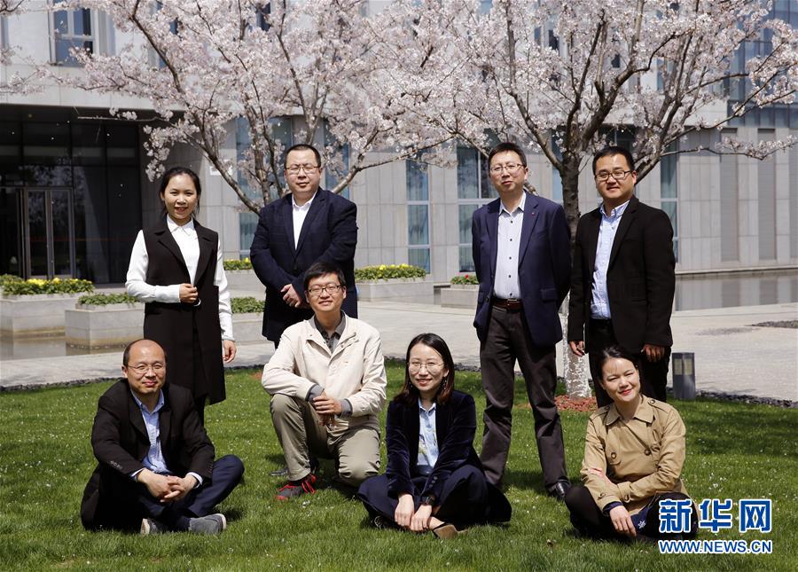 （新華全媒頭條&middot;圖文互動(dòng)）（5）永恒的明燈&mdash;&mdash;寫(xiě)在《共產(chǎn)黨宣言》中文首譯本出版100周年之際