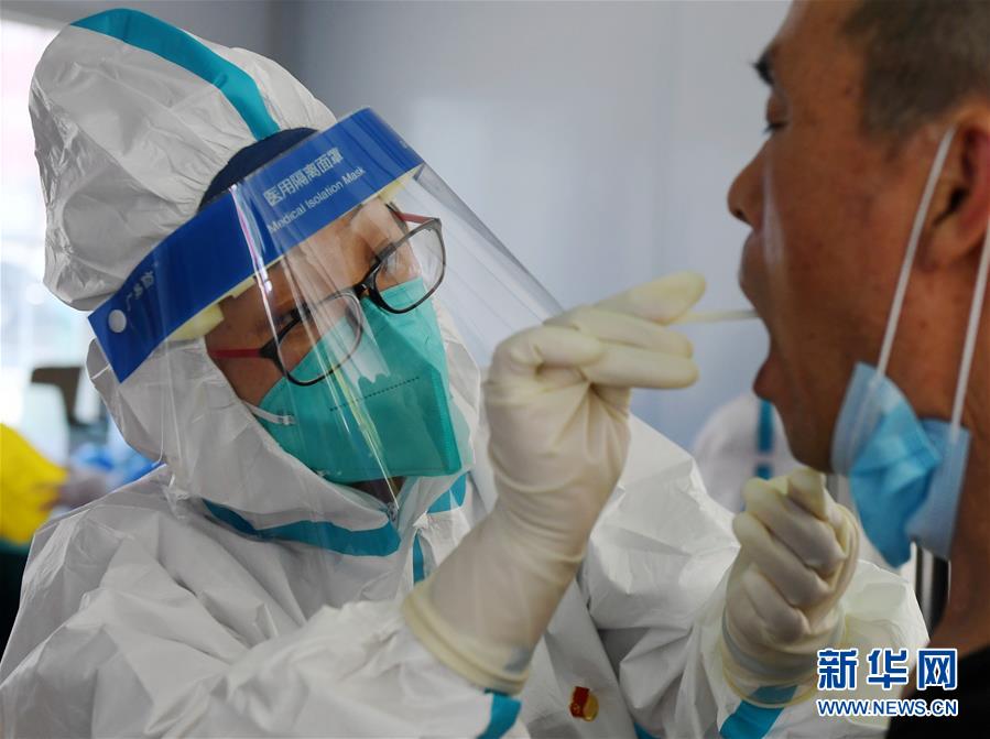 （新華全媒頭條&middot;圖文互動）（7）首都再戰(zhàn)&ldquo;疫&rdquo;，難忘40天&mdash;&mdash;寫在北京應(yīng)急響應(yīng)級別降級之際 