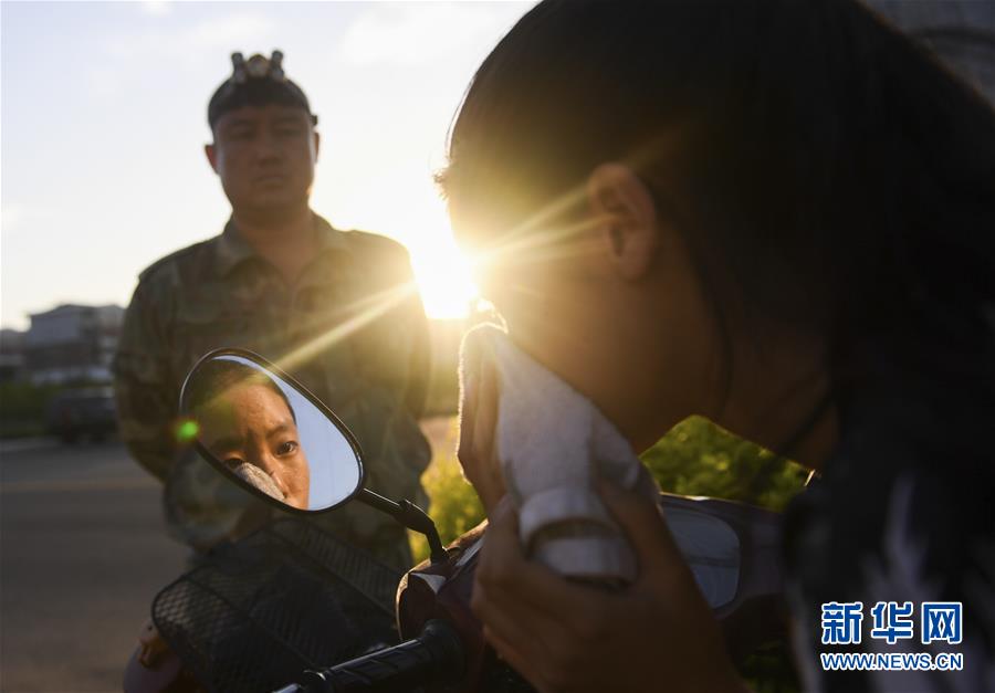 （體育&middot;圖文互動(dòng)）（7）父愛如燈  伴我奔跑