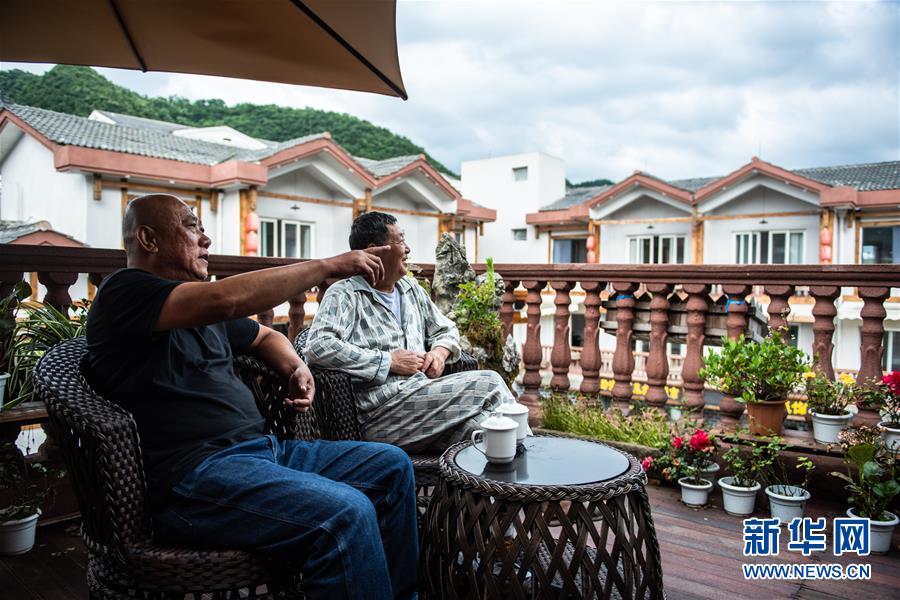 (走向我們的小康生活·圖文互動(dòng))(4)紅色圣地的“初心答卷”——革命老區(qū)遵義肝膽相照寫征程