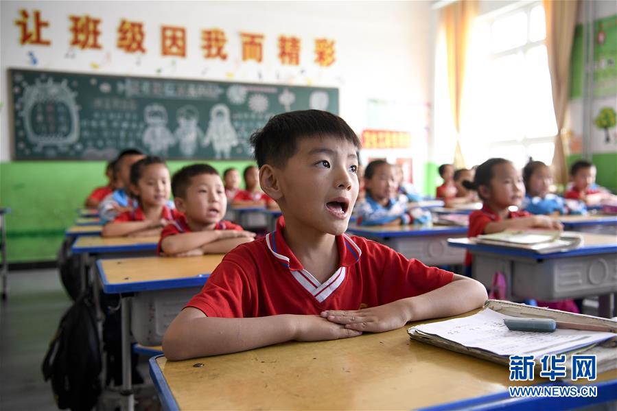 （新華全媒頭條&middot;走向我們的小康生活&middot;圖文互動）（16）23萬人的命運轉(zhuǎn)折&mdash;&mdash;我國最大易地生態(tài)移民安置區(qū)的脫貧密碼