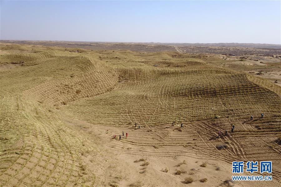 （在習(xí)近平新時(shí)代中國特色社會(huì)主義思想指引下&mdash;&mdash;新時(shí)代新作為新篇章&middot;習(xí)近平總書記關(guān)切事&middot;圖文互動(dòng)）（4）綠色映底蘊(yùn)，山水見初心&mdash;&mdash;生態(tài)優(yōu)先、綠色發(fā)展持續(xù)造福群眾美好生活