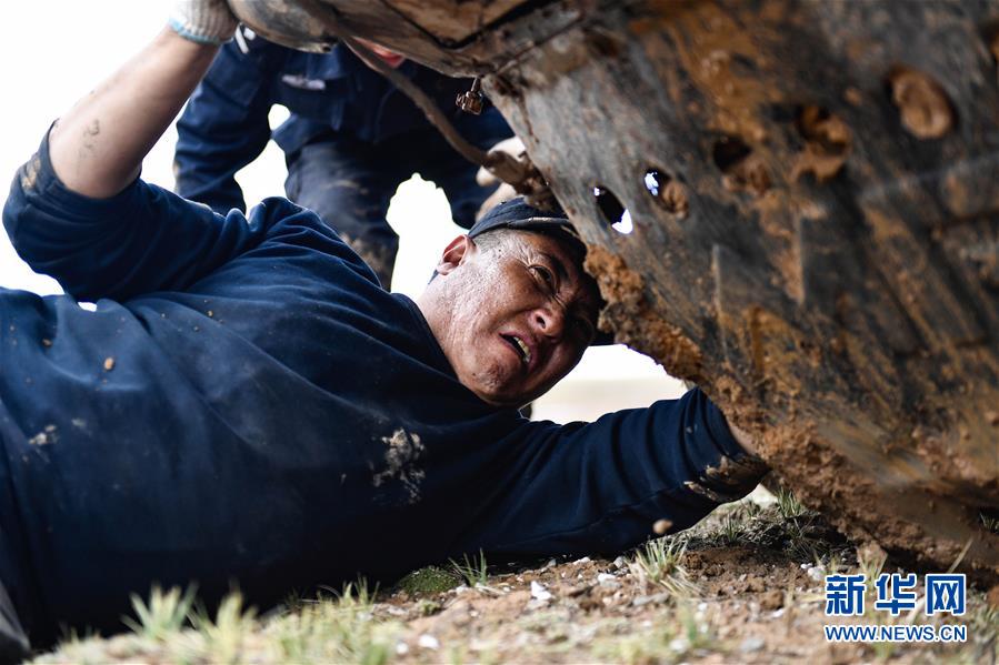（圖文互動(dòng)）（1）記者手記：可可西里，&ldquo;挪&rdquo;向&ldquo;藏羚羊大產(chǎn)房&rdquo;的14個(gè)半小時(shí)