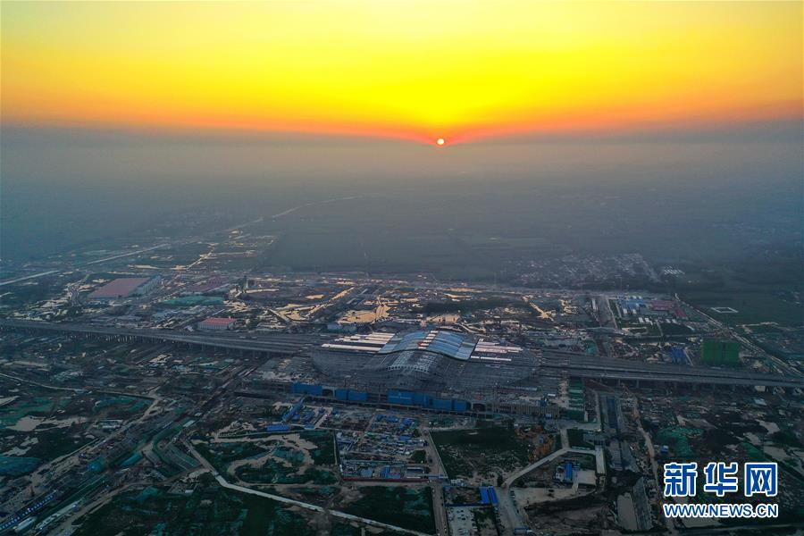 （新華全媒頭條&middot;圖文互動）（18）&ldquo;1毫米&rdquo;之內(nèi)的智慧與引領(lǐng)&mdash;&mdash;寫在智能高鐵京雄城際全線軌道貫通之際