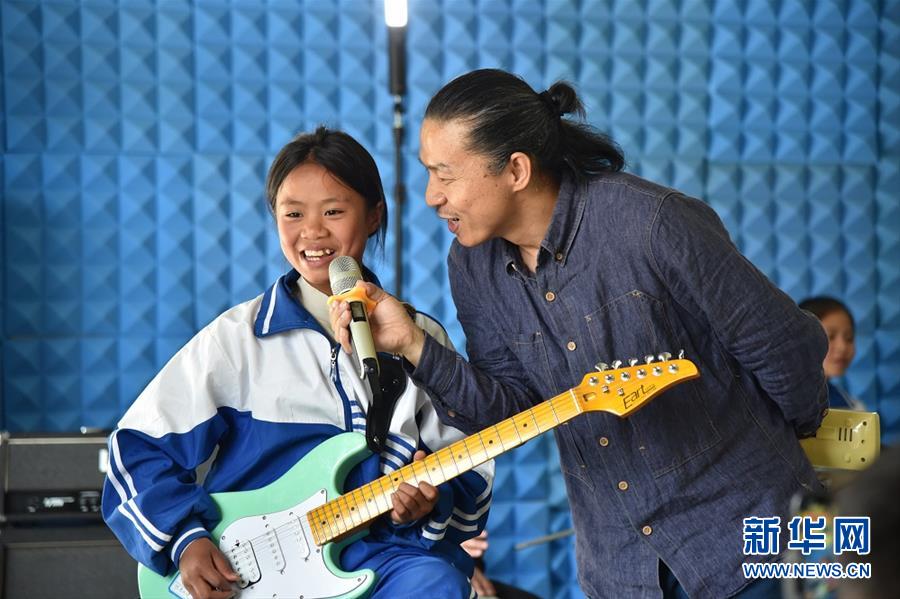 (特別的暑期生活·圖文互動(dòng))(5)聆聽“云端”校園的搖滾夢(mèng)——貴州“海拔最高”村小暑期見聞