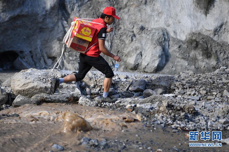 （防汛抗洪&middot;圖文互動）（5）七夕前夜，為莫諾村架起&ldquo;生命之橋&rdquo;